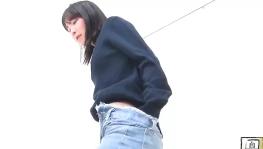 JG-565 01 Girls with self-deprecating fetishes. “Look at me leaking poop…”