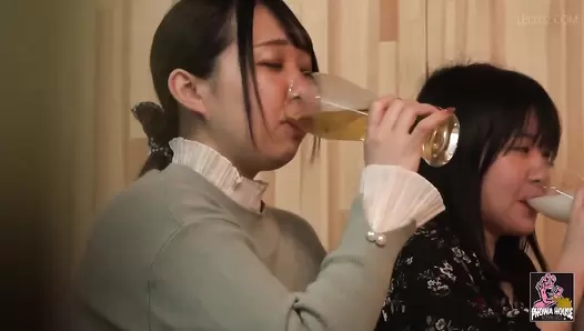 PGFD-098 04 Drunk girls at a bar spewing vomit and diarrhea stool at the same time