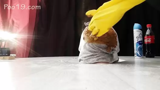 MilanaSmelly - Banquet for a 3-course toilet slave