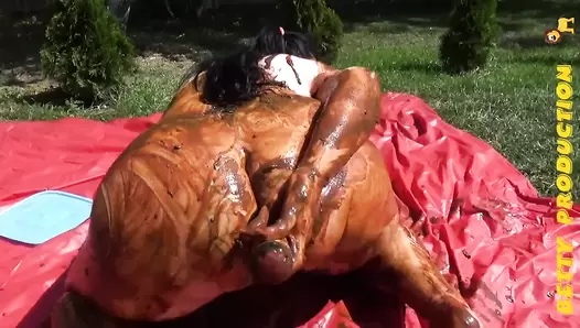 Scat Queen Betty Solo Scat Sex