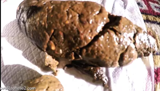 LoveRachelle - Dropping 3 Thick Chunky Turds