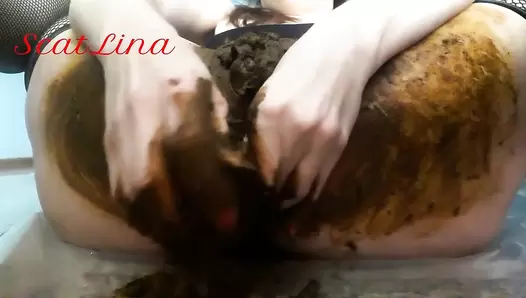 ScatLina - Anal prolapse in shit