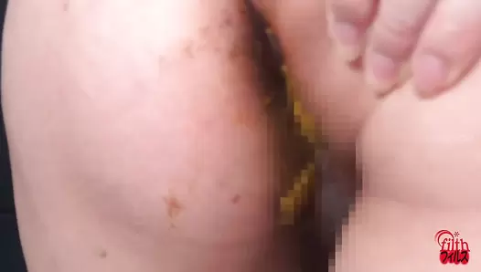 FF-665 04 Funbari fart happening. Unintentional ejaculation of shit