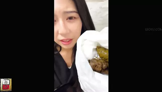JG-563 02 Self filmed defecation videos with live commentary and a camera placed directly under the anus. VOL. 2