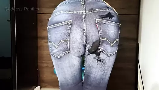 Thefartbabes - Messy Diaper In Levis Jeans