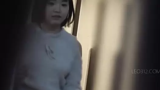 FF-663 04 Seductive poop