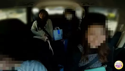 SL-612 02 Shameful poop in front of girlfriends during travel car trip