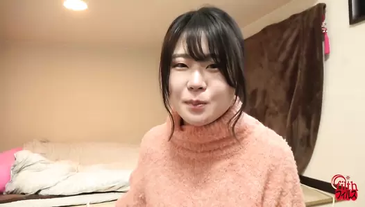 FF-654 05 Girl’s fart taken at home. VOL. 13 She captured the farts she usually does at home.