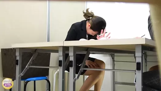 SL-616 04 Office ladies who have reached their excretion holding limits during business meeting. Farting, urinating and pooping