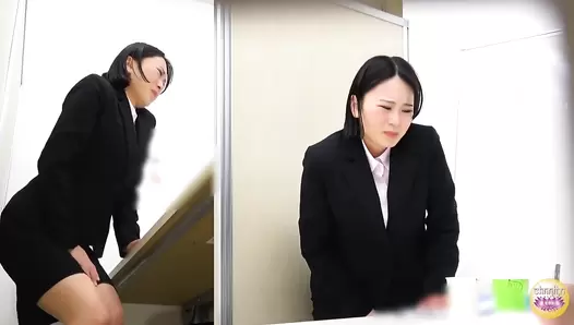SL-616 01 Office ladies who have reached their excretion holding limits during business meeting. Farting, urinating and pooping