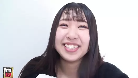 JG-558 06 Close-up filming and self-portraits over several days: Hinata Nagano’s poops at home.