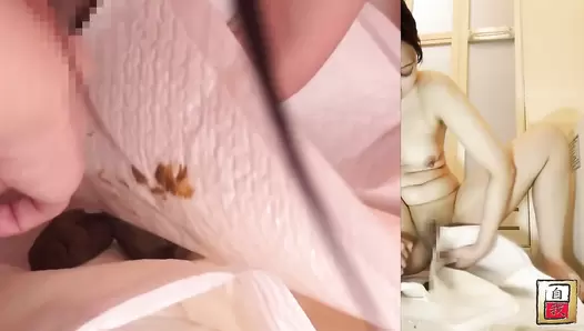 JG-558 04 Close-up filming and self-portraits over several days: Hinata Nagano’s poops at home.