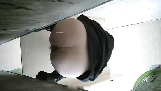China Toilet Voyeur 1347 (Part 2)