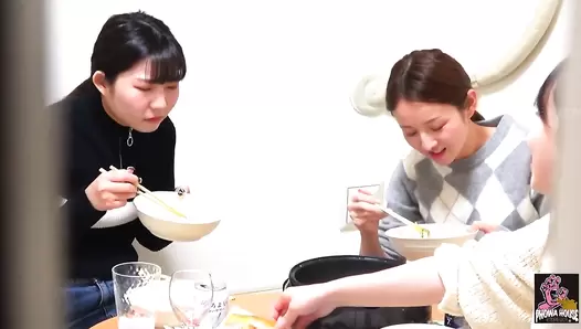 PGFD-095 03 Group of female college students in lewd and drunken vomit. VOL. 2
