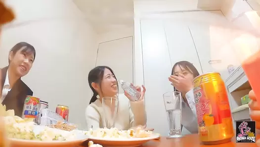 PGFD-095 01 Group of female college students in lewd and drunken vomit. VOL. 2