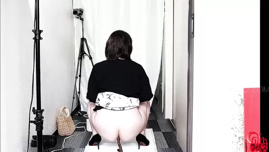 FF-369 [#6, final] Defecation in the city. Girls pooping behind the curtain while strangers passing by
