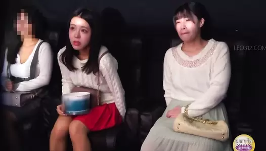 SL-610 01 Rushing to poop while the movie is showing