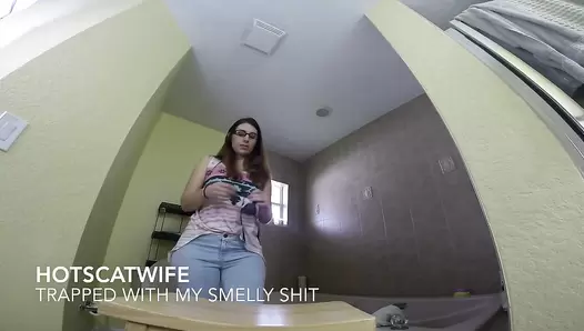 HotScatWife - TRAPPED with my SMELLY SHIT!