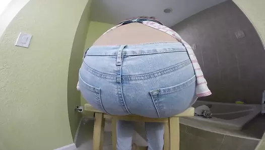 HotScatWife - TRAPPED with my SMELLY SHIT!