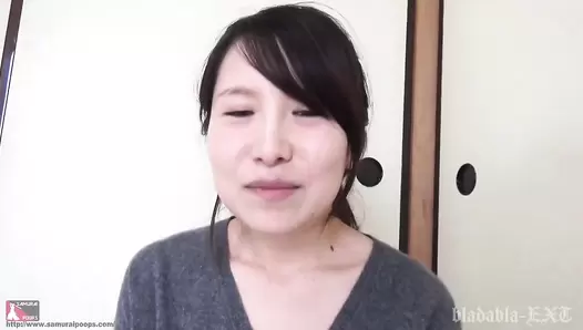 UJSD-01 01 4 women peeing and pooping solos and interviews. (uncensored)
