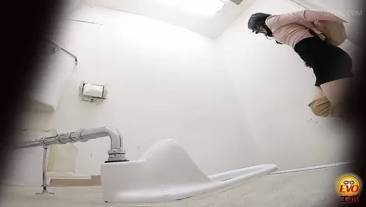 EE-750 06 Girls wearing long boots and shitting at the restroom. VOL. 3