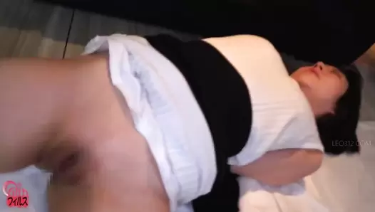 FF-631 04 Drunken woman defecating after enema assault
