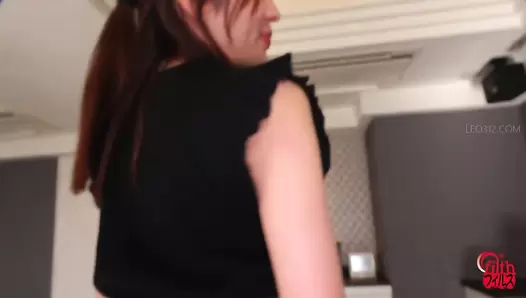 FF-647 04 Her first excretion documentary. VOL. 8 Hikaru Kizakura poops. (Sequel)