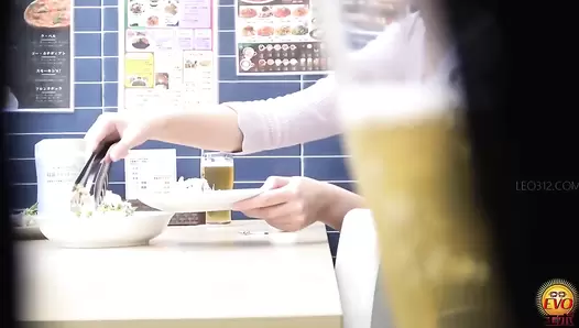 EE-745 02 Drunk girls in izakaya’s toilet: poop scattered all over the place!