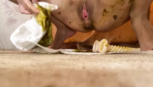 p00girl - Selective diarrhea pouring into white lace panties