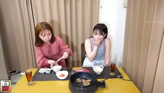 JG-555 06 Close-up photography and self-portraits over several days with fearless Maho Kawanishi who takes poop selfies even if her family is there. VOL. 2