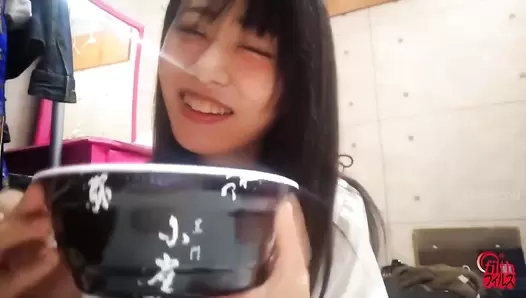 FF-642 04 Food and poop review on screen with embarrassed girls