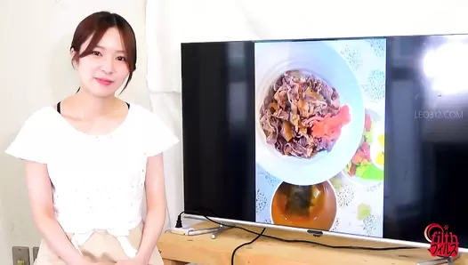 FF-642 05 Food and poop review on screen with embarrassed girls