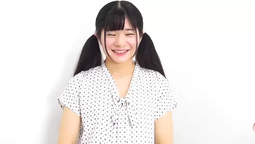 FF-643 07 Standing farts with buttcheeks open
