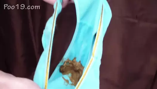 MilanaSmelly - Removed video - Christina panty pooping
