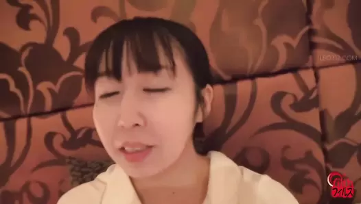 FF-637 04 Her first excretion documentary. VOL. 6 Kaede Amano poops