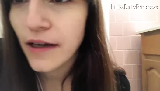 LittleDirtyPrincess - 5 days worth of poop feels so good coming out