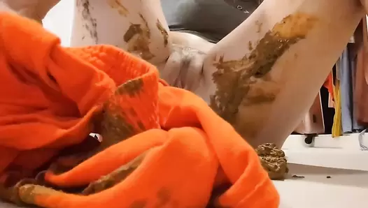 BetweenMyCheeks - OverFlow Orange Shorts