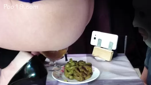 MilanaSmelly - 2 mistresses cooked a delicious shit breakfast for a slave