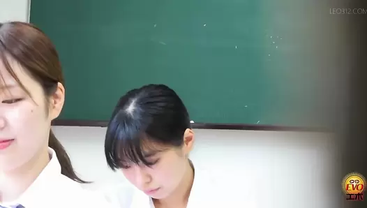 EE-718 03 Cram school hidden camera: female students leaking farts and dripping diarrhea after abdominal pain