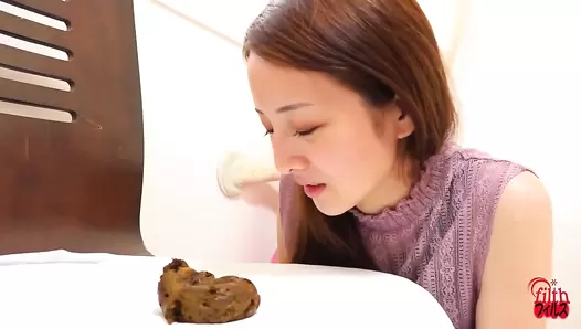 FF-629 05 Her first excretion documentary. VOL. 5 Rui Kisaragi poops