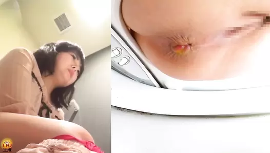EE-727 04 Hidden camera at the business hotel: Office ladies shit during business trip