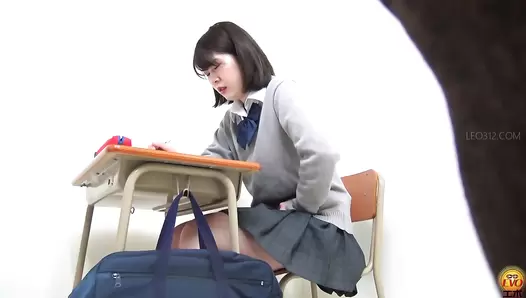 EE-705 02 SOS! Daily life of girls fighting diarrheal stool. VOL. 2