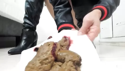 CherryPie - Special red poop