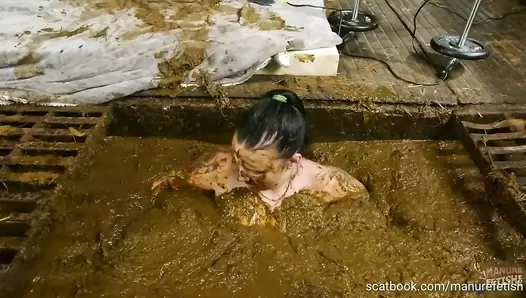 Wicked Betty in the manure channel