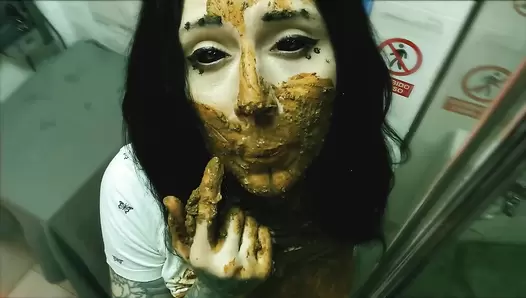 DirtyBetty - Just be ScatSelf!