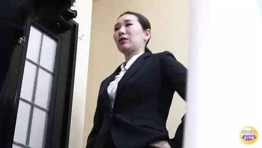 SL-583 03 The tale of power harassment by female boss and explosive diarrhea stool of revenge!