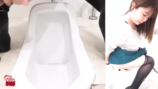FF-419 04 Girls poking their anal holes to help the excretion. VOL. 2
