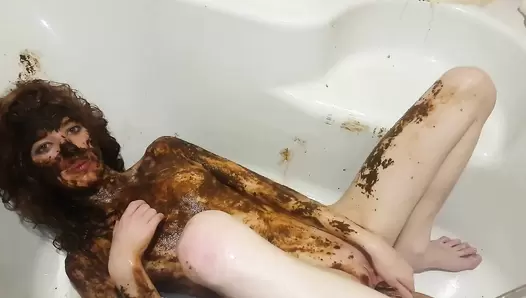 Skinny Red Head Top Amateur Scat And Pee By Top Russian Model Jelena Part 5