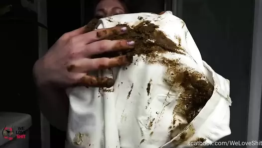 WeLoveShit 2