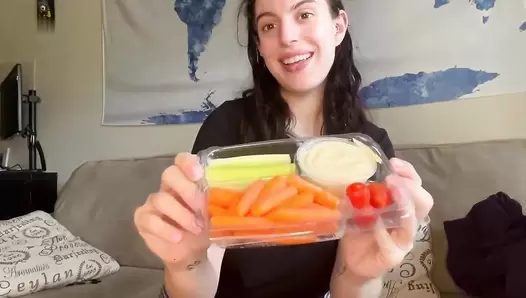 BrooklynsBottom - Fresh Hot Veggie Dip